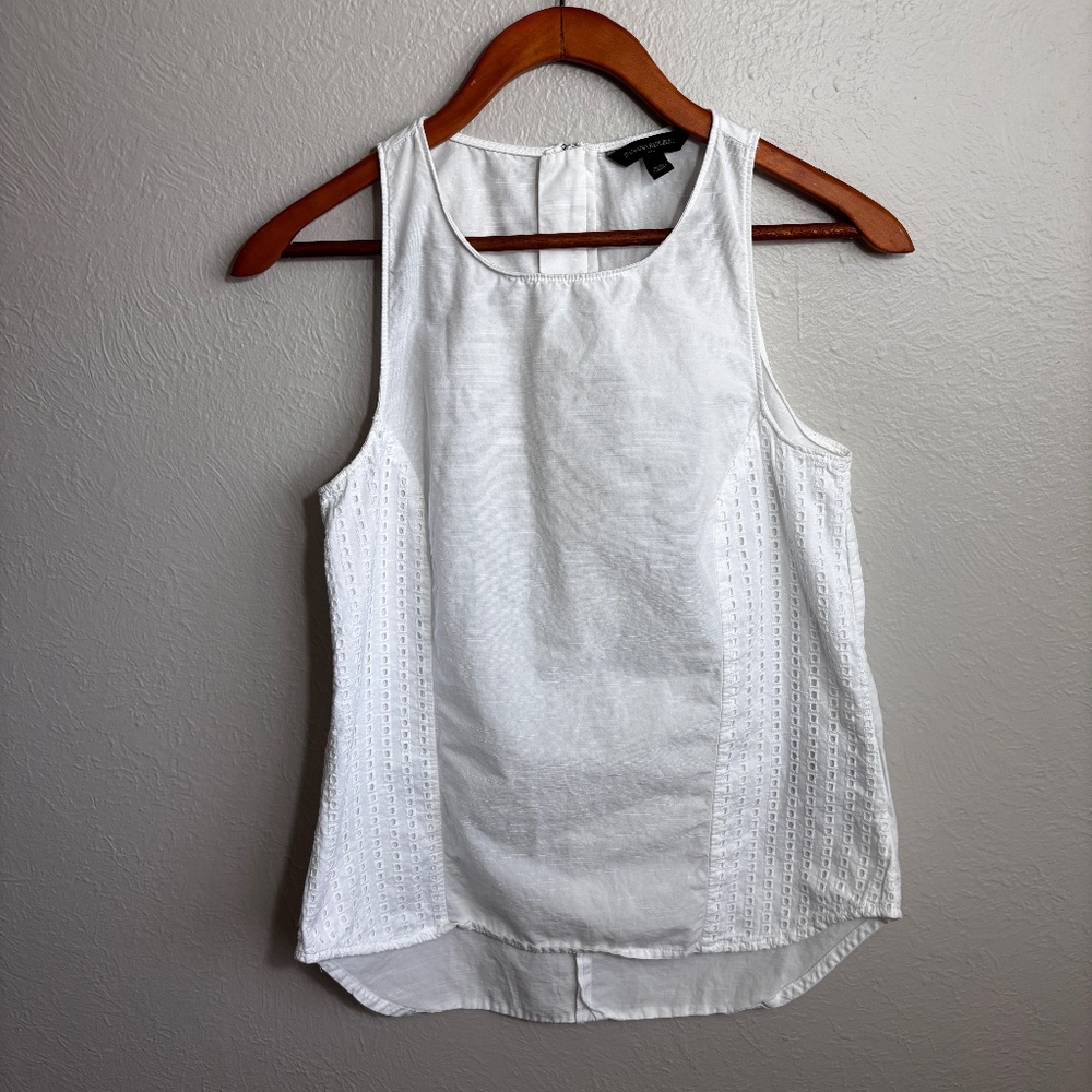 Banana Republic Eyelet Sleeveless Shirt